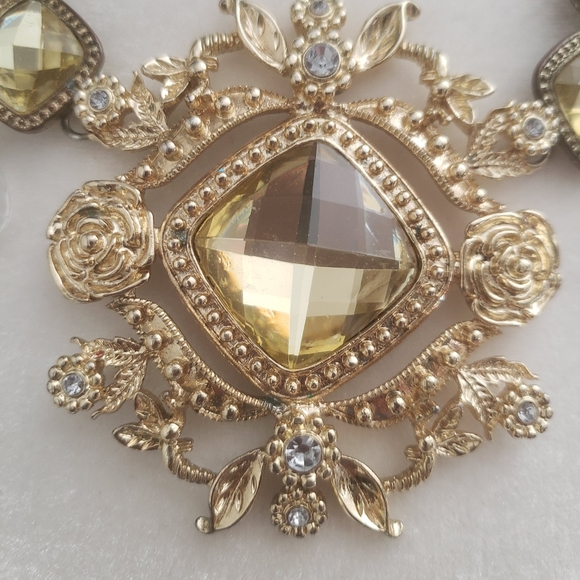 Vinrage Necklace - Picture 1 of 10